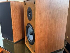 스펜더 (SPENDOR) SP3/1 R2 북쉘프스피커